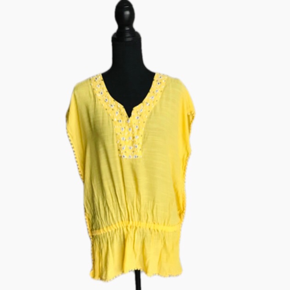 🎀NY Collection Large Size Sleeveless Embroidered Neck Yellow Spring Top